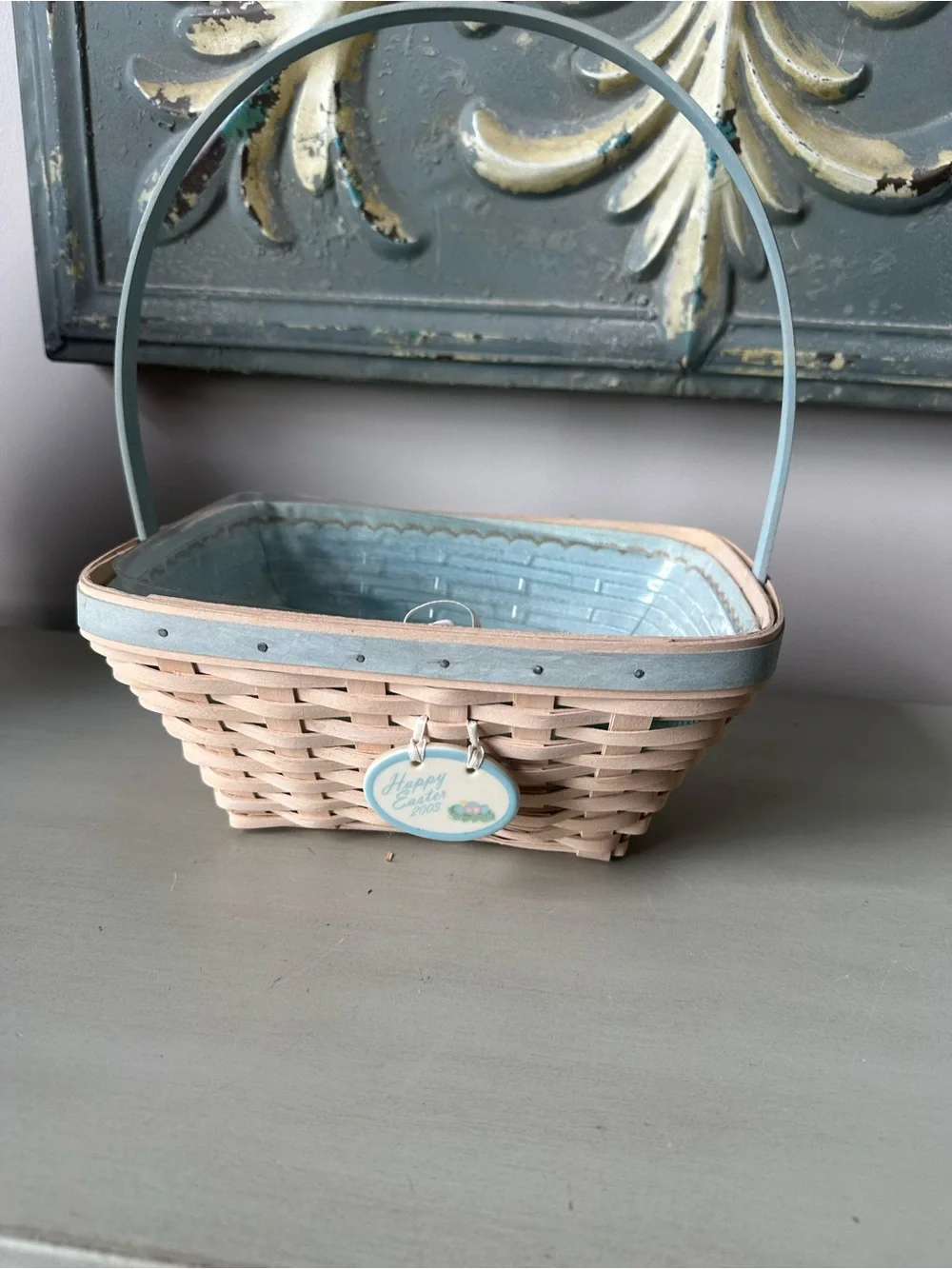 Longaberger white wash Robbins egg blue Easter basket with liner protector tie o